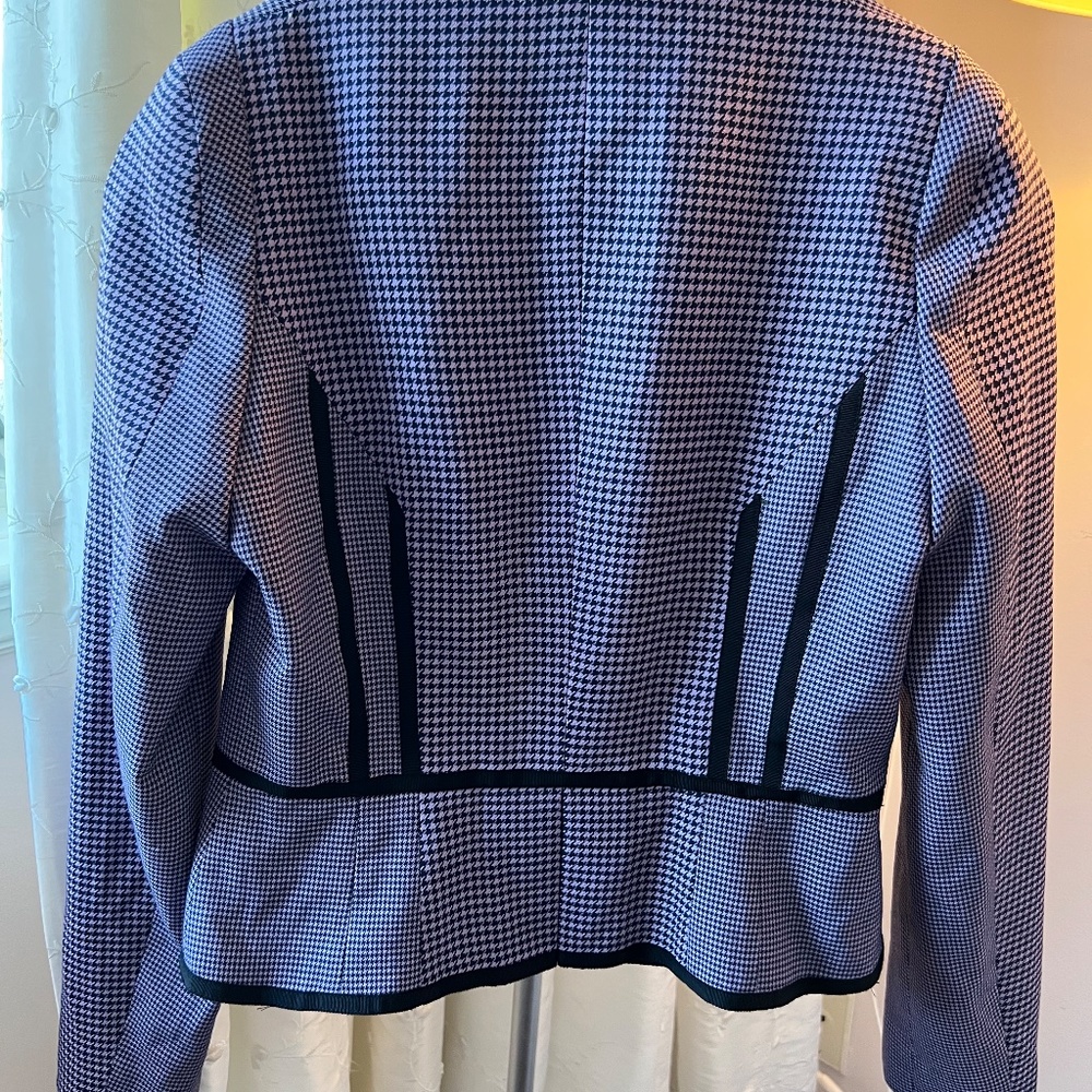 Amanda Wakeley - Picture 5 of 7